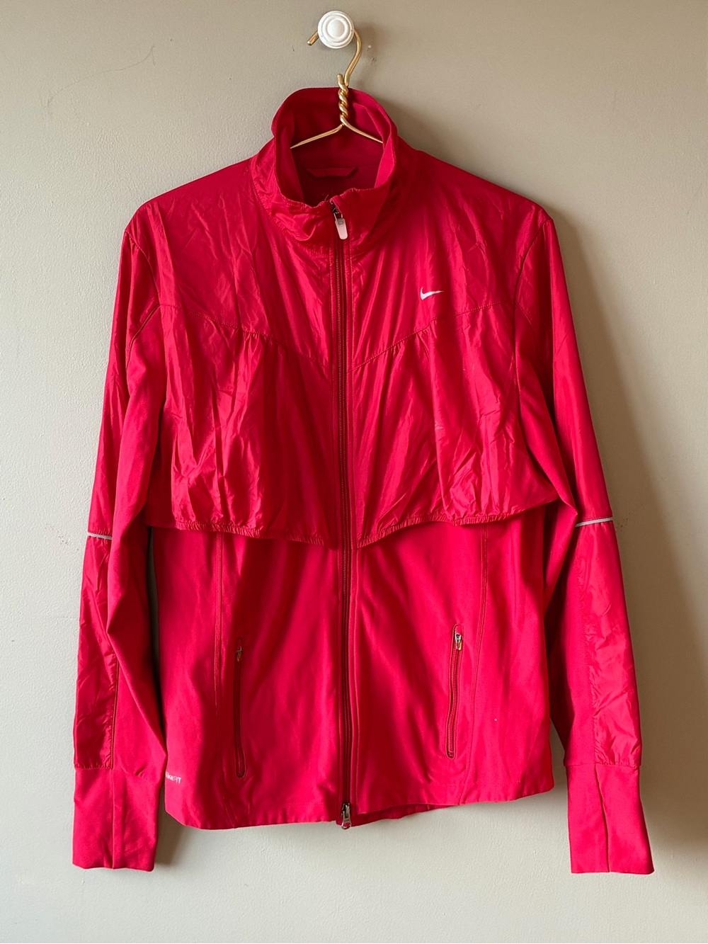 Nike Women’s Red Lightweight Zip-Up Jacket XL